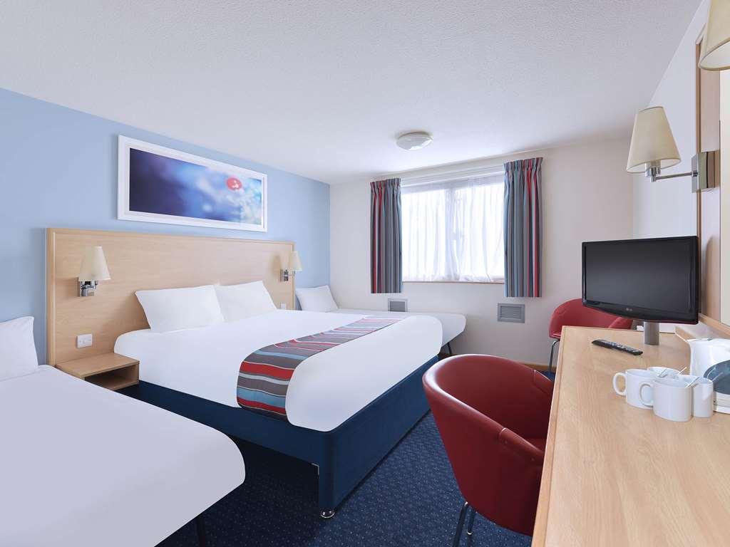 Travelodge Liverpool Docks Pokoj fotografie