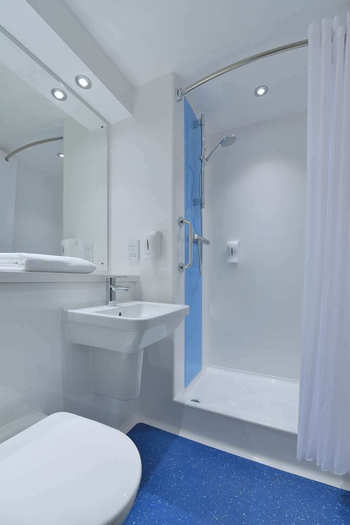 Travelodge Liverpool Docks Pokoj fotografie